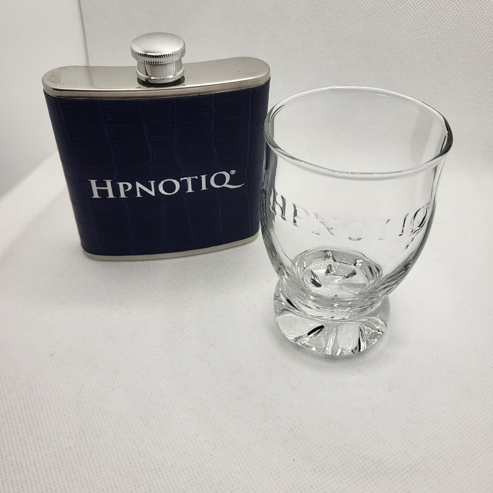 Hpnotiq Flask & Clear Rock Bottom Barware Liquor Cocktail Glass